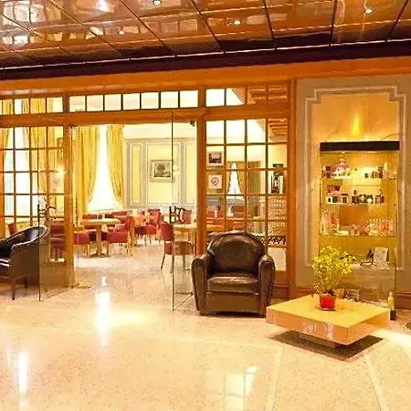 Le Continental Hotel Forges-les-Eaux
