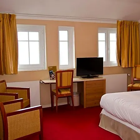 Le Continental Hotel 3*